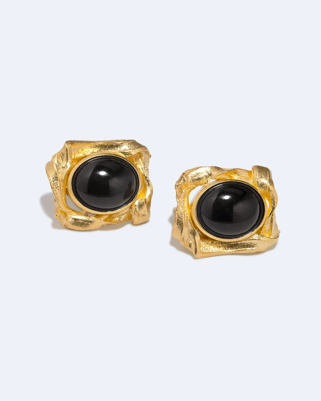 Completedworks SS26 Galileo boucles résine noire vermeil