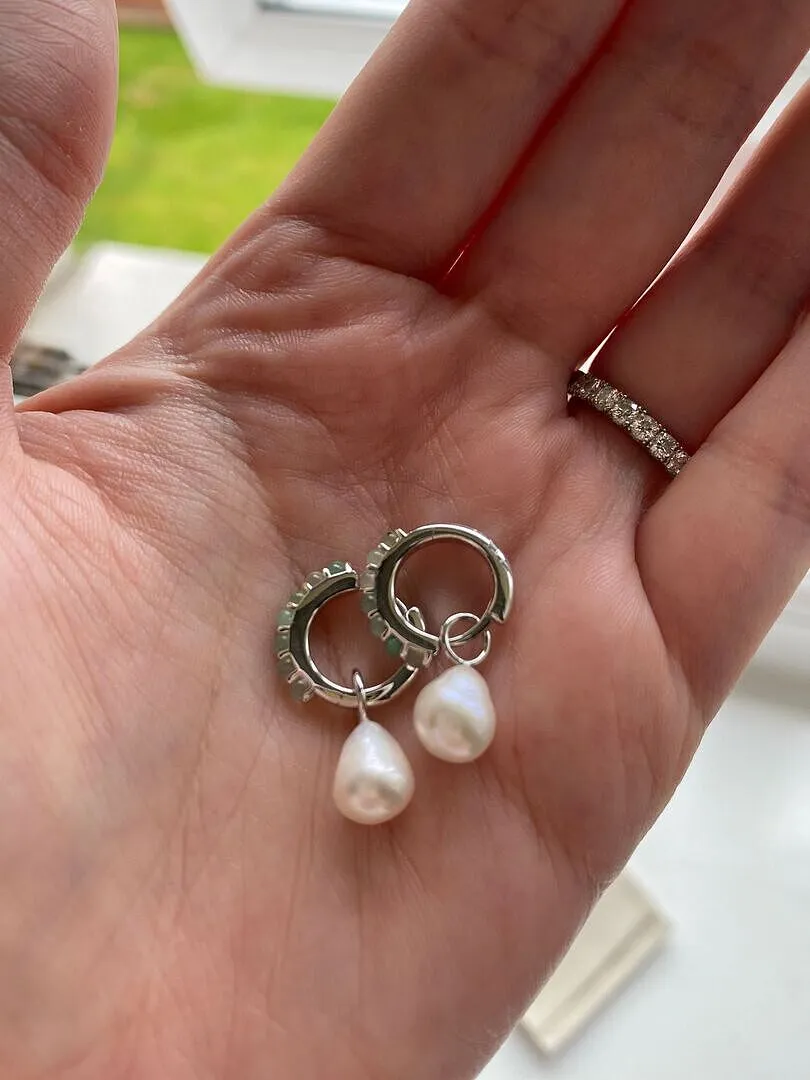 Astrid & Miyu Aqua & Pearl Charm créoles argent perle