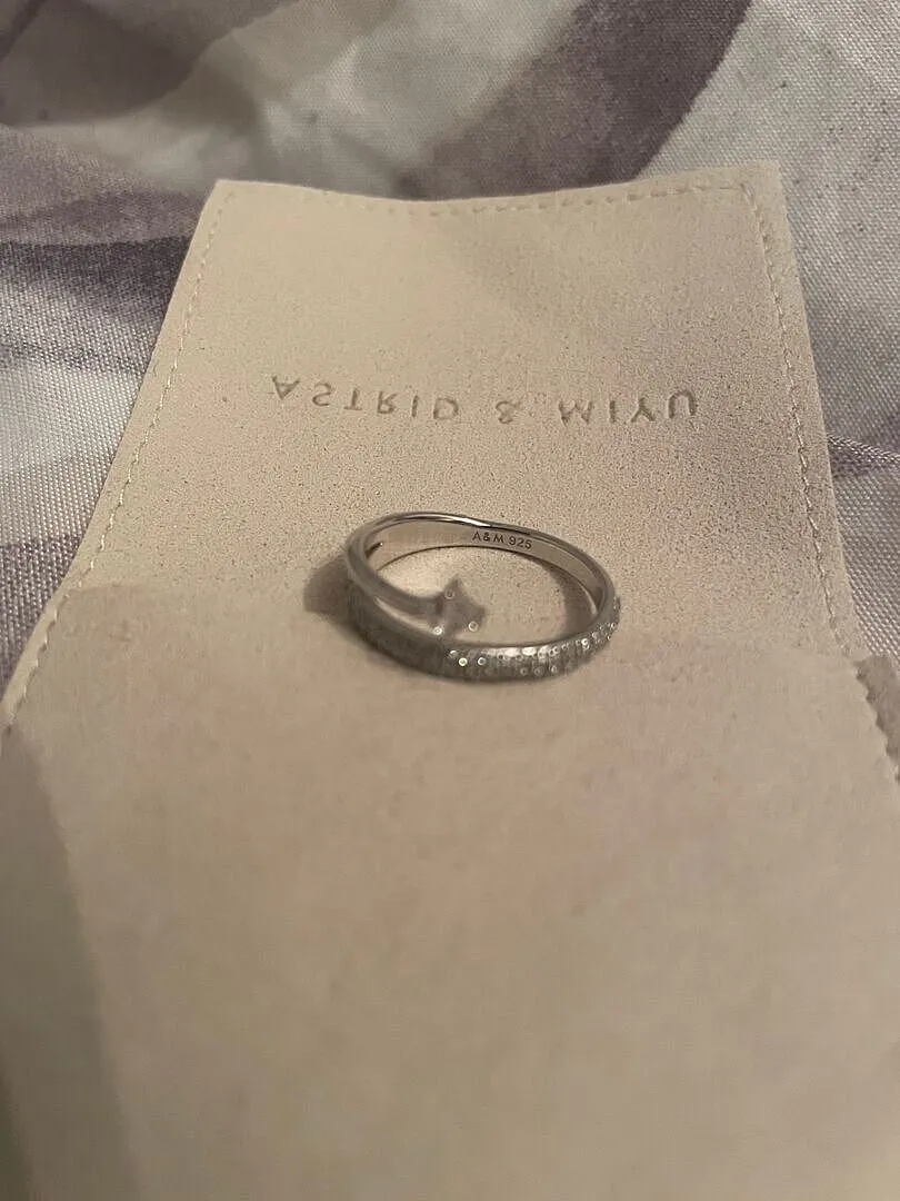 Astrid & Miyu Illusion bague argent pavé cristal