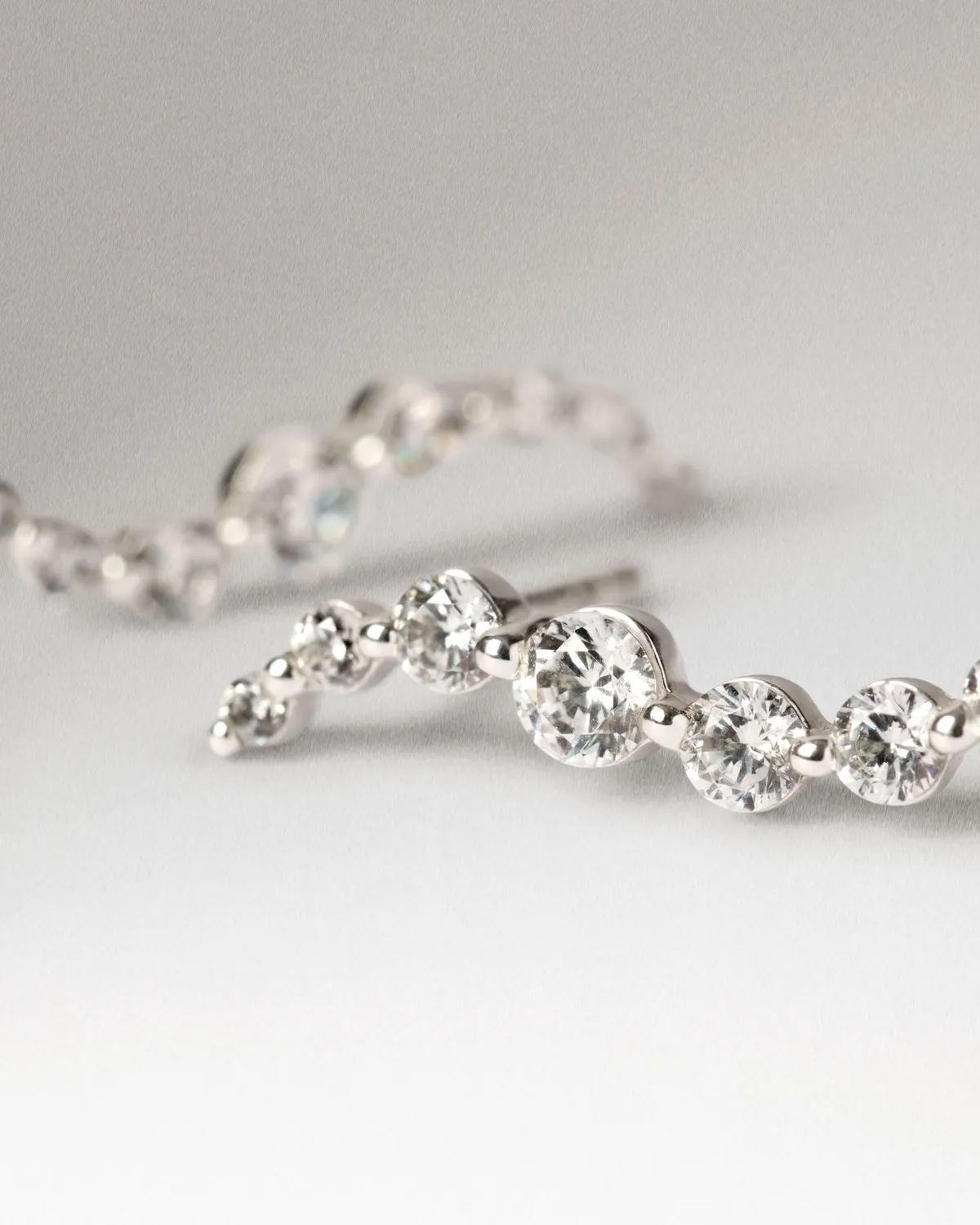 PDPAOLA Venus clous or blanc diamants 0,70 ct