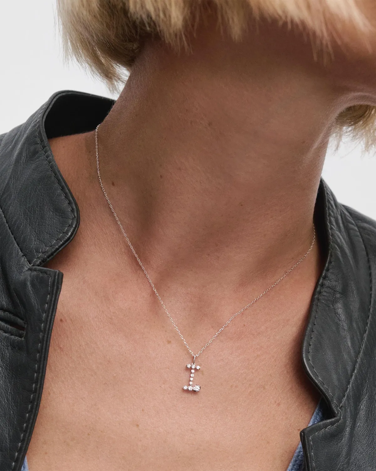 PDPAOLA Diamond Initials pendentif initiale I or blanc diamants