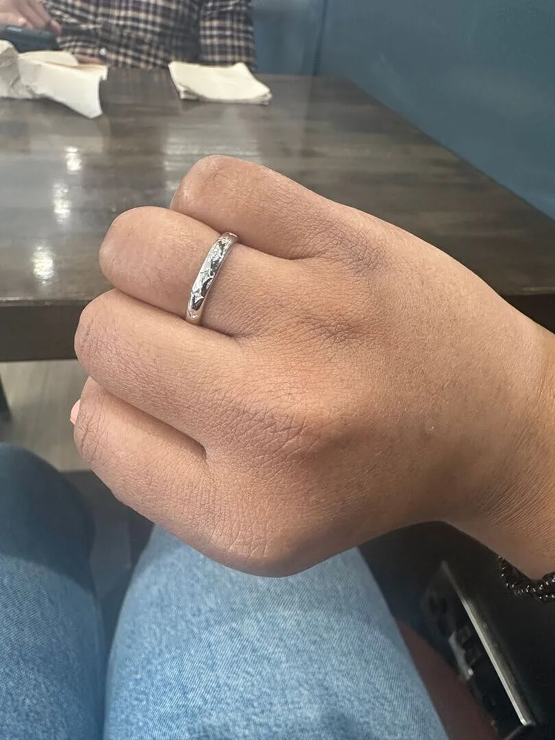 Astrid & Miyu Cosmic Star Band bague argent étoile